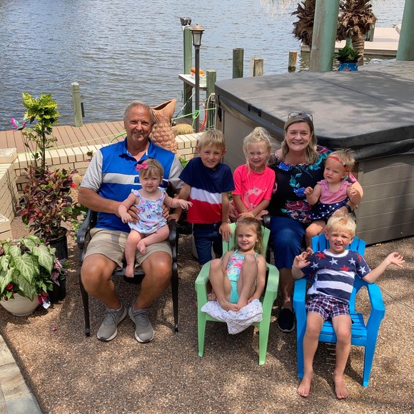 Meet your Posher, Denise - Picture 1 of 1